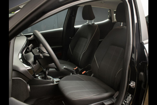 Ford Fiesta 1.1 Sport (APPLE CARPLAY,NAVI,LED,PDC,LANE ASSIST,DAB,BLUETOOTH,SPORTSTOELEN,LM VELGEN,NIEUWE APK,NETTE STAAT)