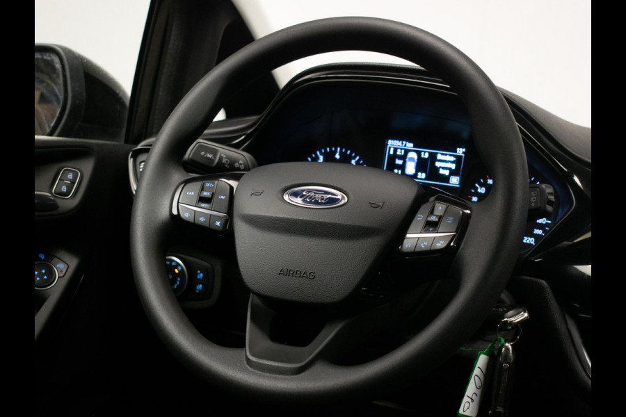 Ford Fiesta 1.1 Sport (APPLE CARPLAY,NAVI,LED,PDC,LANE ASSIST,DAB,BLUETOOTH,SPORTSTOELEN,LM VELGEN,NIEUWE APK,NETTE STAAT)