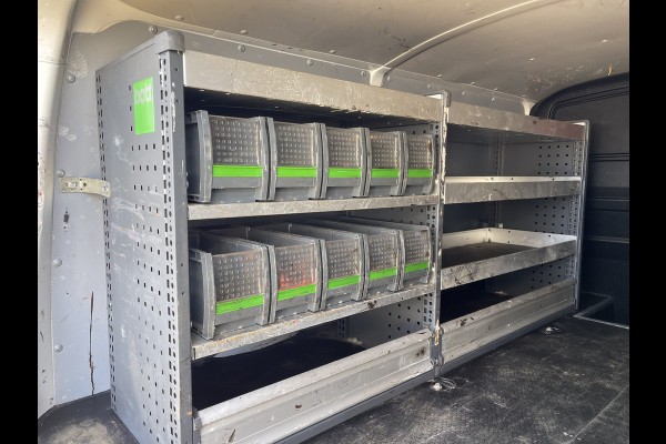 Volkswagen Transporter 2.0 TDI 102pk L1H1 Comfortline / vaste prijs rijklaar € 14.950 ex btw / bpm vrij / euro 6 diesel / Bott ingerichte laadruimte / airco / cruise / imperial / trekhaak !