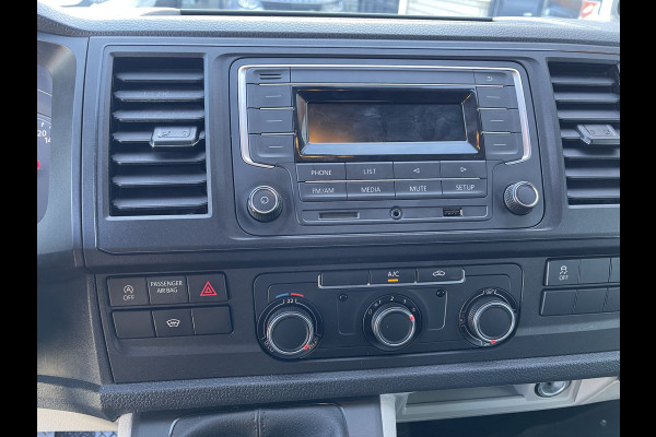 Volkswagen Transporter 2.0 TDI 102pk L1H1 Comfortline / vaste prijs rijklaar € 14.950 ex btw / bpm vrij / euro 6 diesel / Bott ingerichte laadruimte / airco / cruise / imperial / trekhaak !