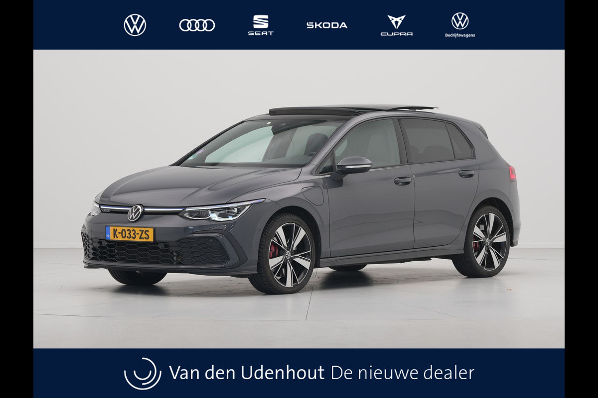 Volkswagen Golf 1.4 eHybrid 245pk GTE Panorama Trekhaak Camera Carplay Sideassist 327