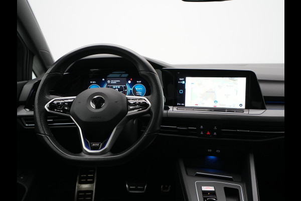 Volkswagen Golf 1.4 eHybrid 245pk GTE Panorama Trekhaak Camera Carplay Sideassist 327