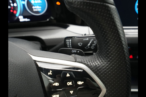 Volkswagen Golf 1.4 eHybrid 245pk GTE Panorama Trekhaak Camera Carplay Sideassist 327