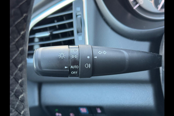 Suzuki S-Cross 1.5 Hybrid Automaat Style | Panoramadak, 360 Camera, Dodehoekherkenning, Parkeersensoren, Stoelverwarming, Keyless