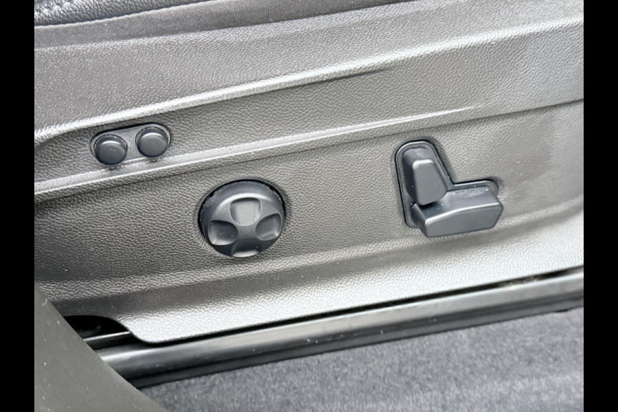 Alfa Romeo Stelvio 2.0 T AWD Super | BOMVOL| STOEL/ STUURVERW.| ELEK. ACHTERKLEP| CAMERA| MEM. STOEL| DODE HOEK| APPLE CARPLAY| RIJKLAARPRIJS. INCL 12 MND BOVAG GARANTIE