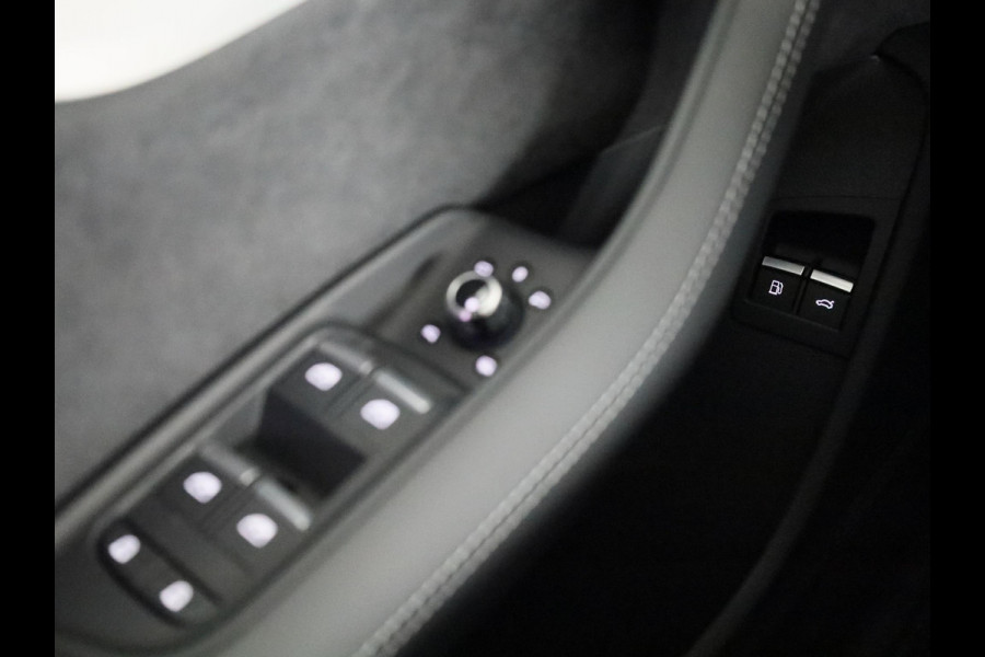 Audi Q7 55 TFSI e quattro Pro Line S 394pk Panoramadak, adaptive cruisecontrol, B&O soundsysteem, optiekpakket zwart Plus