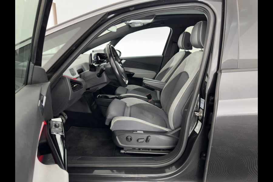 Volkswagen ID.3 First Max 58 kWh [ 3-Fase ] {SOH-91%} (INCL.BTW)  *PANO | HEAD-UP | ADAPTIVE-CRUISE | FULL-LED | BLIND-SPOT | CAMERA | KEYLESS | MICROFIBRE | AMBIENT-LIGHT | NAVI-FULLMAP | DAB+ | ECC | PDC | HEATED-SPORTSEATS | DIGI-COCKPIT | 20
