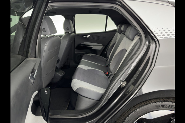 Volkswagen ID.3 First Max 58 kWh [ 3-Fase ] {SOH-91%} (INCL.BTW)  *PANO | HEAD-UP | ADAPTIVE-CRUISE | FULL-LED | BLIND-SPOT | CAMERA | KEYLESS | MICROFIBRE | AMBIENT-LIGHT | NAVI-FULLMAP | DAB+ | ECC | PDC | HEATED-SPORTSEATS | DIGI-COCKPIT | 20