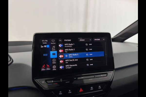 Volkswagen ID.3 First Max 58 kWh [ 3-Fase ] {SOH-91%} (INCL.BTW)  *PANO | HEAD-UP | ADAPTIVE-CRUISE | FULL-LED | BLIND-SPOT | CAMERA | KEYLESS | MICROFIBRE | AMBIENT-LIGHT | NAVI-FULLMAP | DAB+ | ECC | PDC | HEATED-SPORTSEATS | DIGI-COCKPIT | 20
