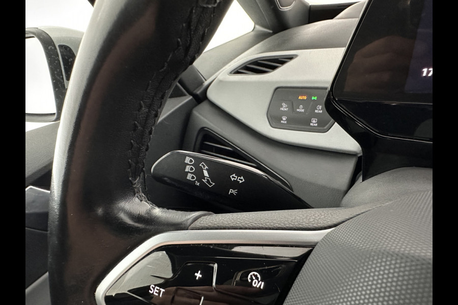 Volkswagen ID.3 First Max 58 kWh [ 3-Fase ] {SOH-91%} (INCL.BTW)  *PANO | HEAD-UP | ADAPTIVE-CRUISE | FULL-LED | BLIND-SPOT | CAMERA | KEYLESS | MICROFIBRE | AMBIENT-LIGHT | NAVI-FULLMAP | DAB+ | ECC | PDC | HEATED-SPORTSEATS | DIGI-COCKPIT | 20