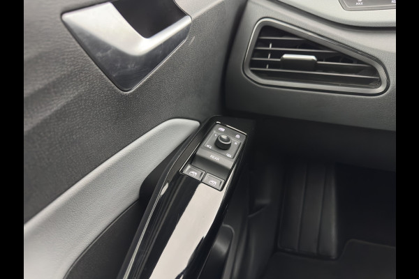 Volkswagen ID.3 First Max 58 kWh [ 3-Fase ] {SOH-91%} (INCL.BTW)  *PANO | HEAD-UP | ADAPTIVE-CRUISE | FULL-LED | BLIND-SPOT | CAMERA | KEYLESS | MICROFIBRE | AMBIENT-LIGHT | NAVI-FULLMAP | DAB+ | ECC | PDC | HEATED-SPORTSEATS | DIGI-COCKPIT | 20