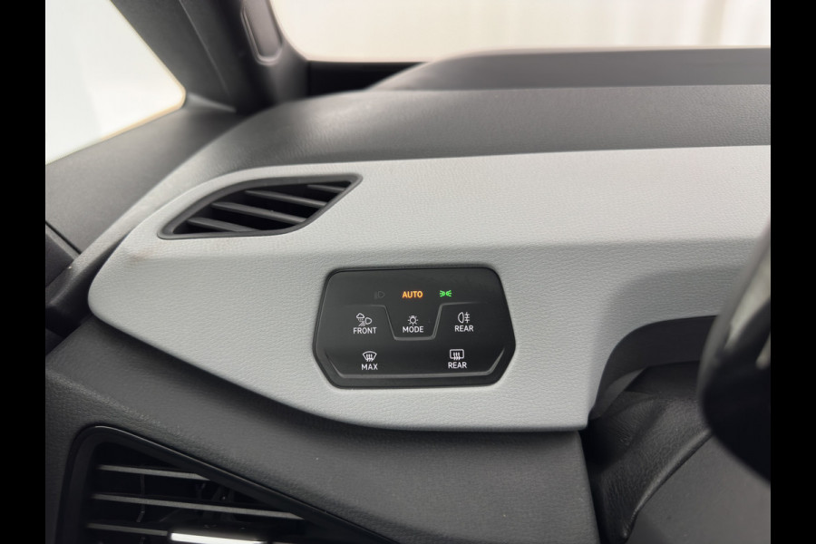 Volkswagen ID.3 First Max 58 kWh [ 3-Fase ] {SOH-91%} (INCL.BTW)  *PANO | HEAD-UP | ADAPTIVE-CRUISE | FULL-LED | BLIND-SPOT | CAMERA | KEYLESS | MICROFIBRE | AMBIENT-LIGHT | NAVI-FULLMAP | DAB+ | ECC | PDC | HEATED-SPORTSEATS | DIGI-COCKPIT | 20