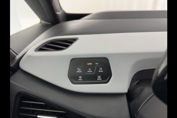 Volkswagen ID.3 First Max 58 kWh [ 3-Fase ] {SOH-91%} (INCL.BTW)  *PANO | HEAD-UP | ADAPTIVE-CRUISE | FULL-LED | BLIND-SPOT | CAMERA | KEYLESS | MICROFIBRE | AMBIENT-LIGHT | NAVI-FULLMAP | DAB+ | ECC | PDC | HEATED-SPORTSEATS | DIGI-COCKPIT | 20