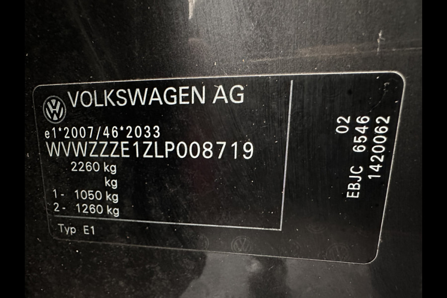 Volkswagen ID.3 First Max 58 kWh [ 3-Fase ] {SOH-91%} (INCL.BTW)  *PANO | HEAD-UP | ADAPTIVE-CRUISE | FULL-LED | BLIND-SPOT | CAMERA | KEYLESS | MICROFIBRE | AMBIENT-LIGHT | NAVI-FULLMAP | DAB+ | ECC | PDC | HEATED-SPORTSEATS | DIGI-COCKPIT | 20