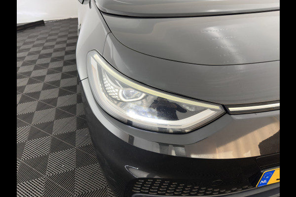 Volkswagen ID.3 First Max 58 kWh [ 3-Fase ] {SOH-91%} (INCL.BTW)  *PANO | HEAD-UP | ADAPTIVE-CRUISE | FULL-LED | BLIND-SPOT | CAMERA | KEYLESS | MICROFIBRE | AMBIENT-LIGHT | NAVI-FULLMAP | DAB+ | ECC | PDC | HEATED-SPORTSEATS | DIGI-COCKPIT | 20
