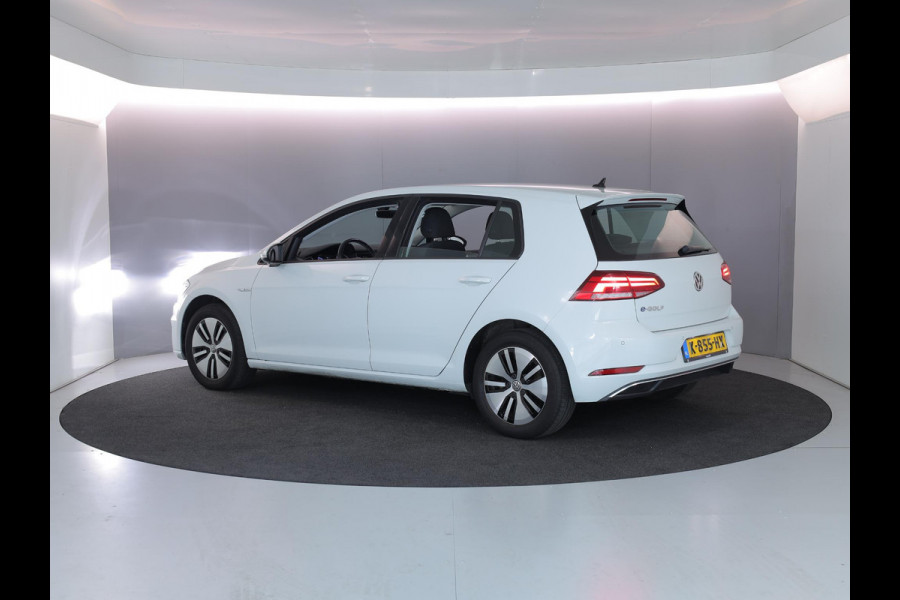 Volkswagen e-Golf E-DITION 136pk | Navi| Parksensors| LM-velgen| LED