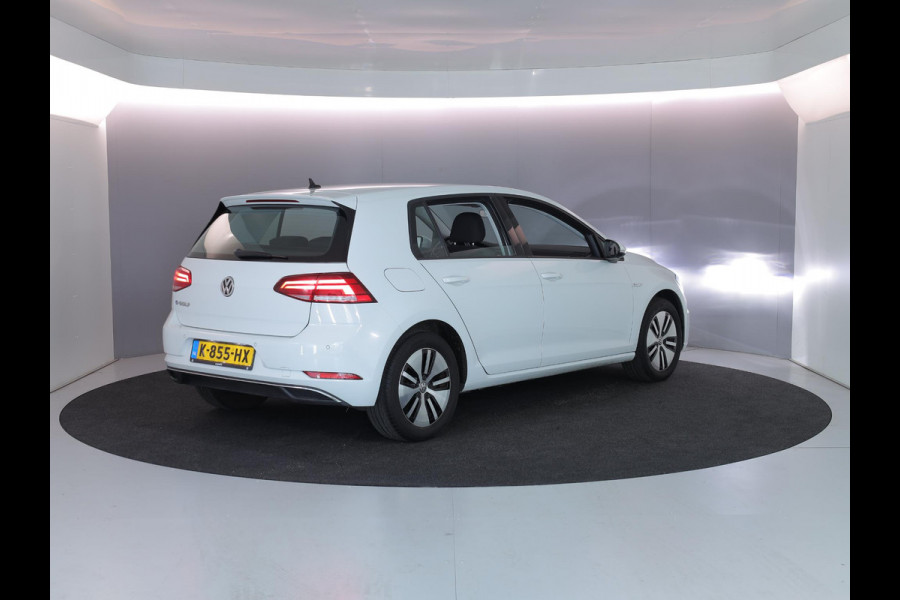 Volkswagen e-Golf E-DITION 136pk | Navi| Parksensors| LM-velgen| LED