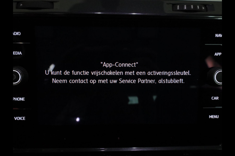 Volkswagen e-Golf E-DITION 136pk | Navi| Parksensors| LM-velgen| LED