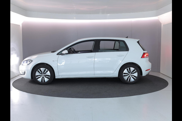 Volkswagen e-Golf E-DITION 136pk | Navi| Parksensors| LM-velgen| LED