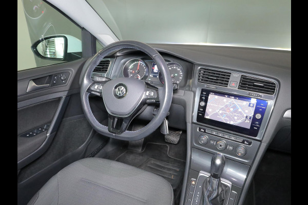 Volkswagen e-Golf E-DITION 136pk | Navi| Parksensors| LM-velgen| LED