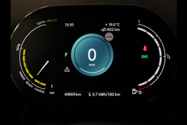 MINI Countryman PHEV 2.0 Cooper S E ALL4 Classic | Navigatie | Parkeersensoren achter | Achteruitrij camera | Cruise Control | Airco | 17” Lichtmetalen Velgen | Dakrails | Verwarmde voorstoelen | LED