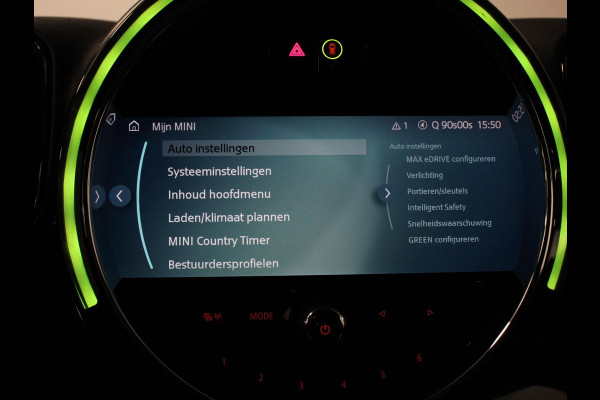 MINI Countryman PHEV 2.0 Cooper S E ALL4 Classic | Navigatie | Parkeersensoren achter | Achteruitrij camera | Cruise Control | Airco | 17” Lichtmetalen Velgen | Dakrails | Verwarmde voorstoelen | LED