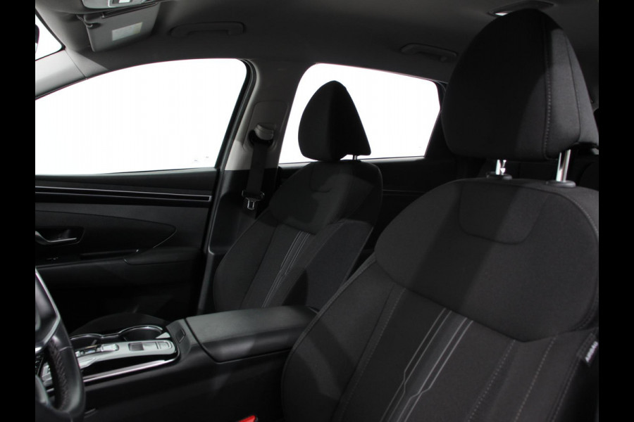 Hyundai Tucson 1.6 T-GDI PHEV Comfort 4WD Climate control Cruise control Parkeersensoren achter Achteruitrij camera Navigatie LED Apple Carplay/ Android Auto