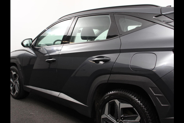 Hyundai Tucson 1.6 T-GDI PHEV Comfort 4WD Climate control Cruise control Parkeersensoren achter Achteruitrij camera Navigatie LED Apple Carplay/ Android Auto