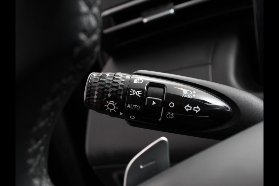 Hyundai Tucson 1.6 T-GDI PHEV Comfort 4WD Climate control Cruise control Parkeersensoren achter Achteruitrij camera Navigatie LED Apple Carplay/ Android Auto