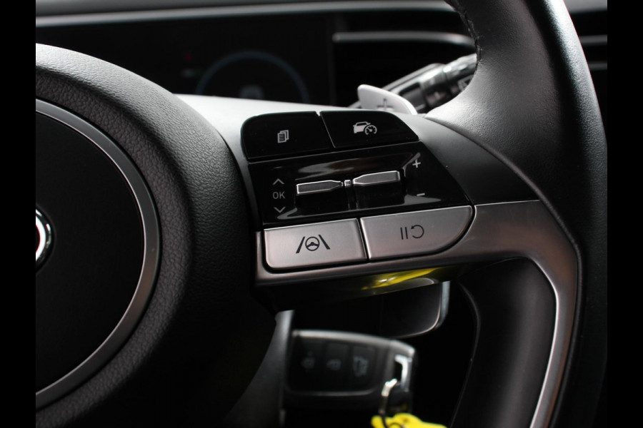 Hyundai Tucson 1.6 T-GDI PHEV Comfort 4WD Climate control Cruise control Parkeersensoren achter Achteruitrij camera Navigatie LED Apple Carplay/ Android Auto