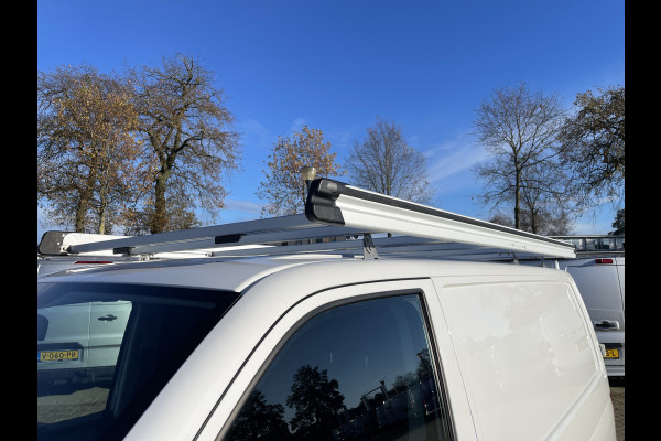 Volkswagen Transporter 2.0 TDI 102pk L1H1 Comfortline / vaste prijs rijklaar € 16.950 ex btw / lease vanaf € / euro 6 / bpm vrij / ingerichte laadruimte / imperial / bijrijdersbank / trekhaak / airco / cruise !