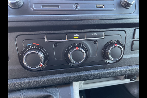 Volkswagen Transporter 2.0 TDI 102pk L1H1 Comfortline / vaste prijs rijklaar € 16.950 ex btw / lease vanaf € / euro 6 / bpm vrij / ingerichte laadruimte / imperial / bijrijdersbank / trekhaak / airco / cruise !