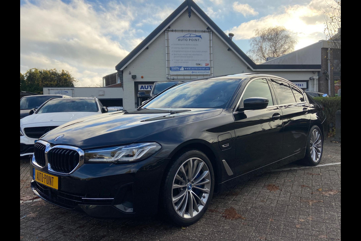 BMW 5 Serie 545E INDIVIDUAL/HEADUP/SOFTCLOSE/BTW/LASER