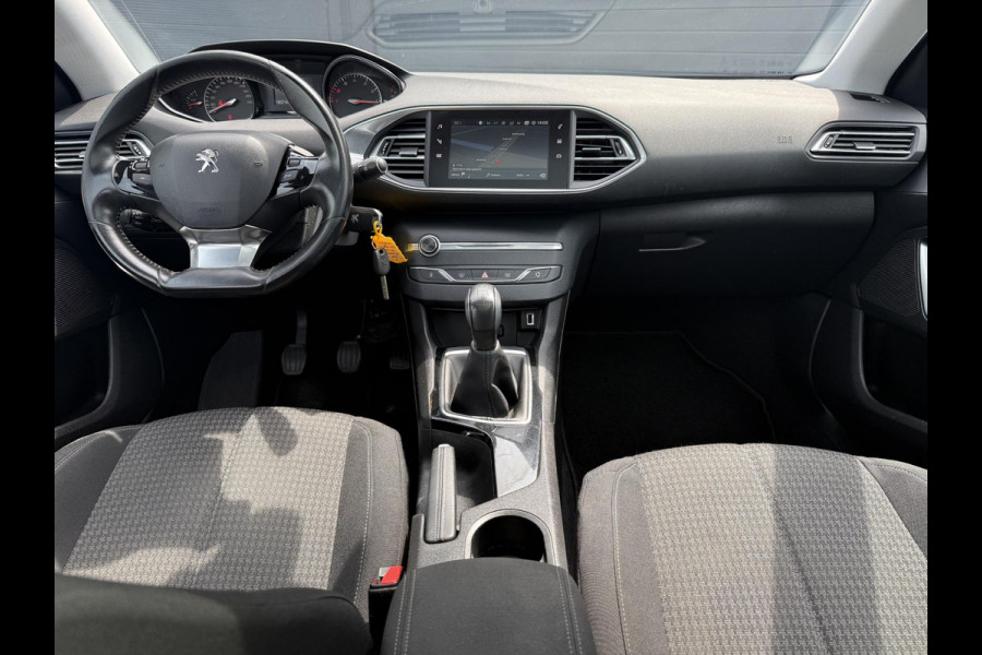 Peugeot 308 SW 1.2 PureTech Blue Lease Executive 2e Eigenaar,Pano,110pk,Navi,Dealer Onderhouden,Clima,Cruise,Pdc V+A,Lm velgen,Nieuwe Apk bij Aflevering