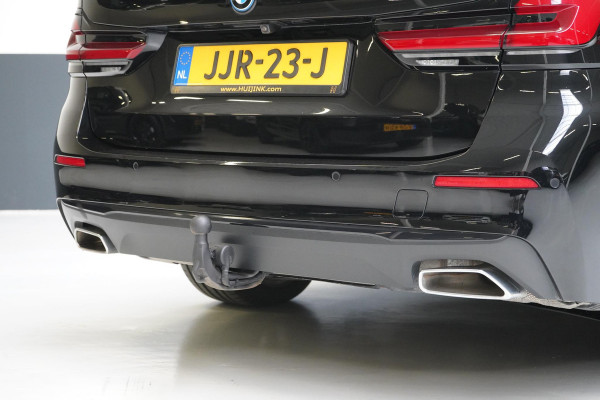 BMW 5 Serie Touring 530e Business Edition Plus | Trekhaak | Stuurverwachting | Adaptive cruise | Navigatie
