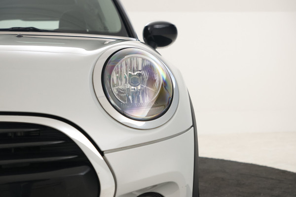 MINI Mini 1.5 Cooper Business Edition Automaat, Navigatie, Leer, Panorama,