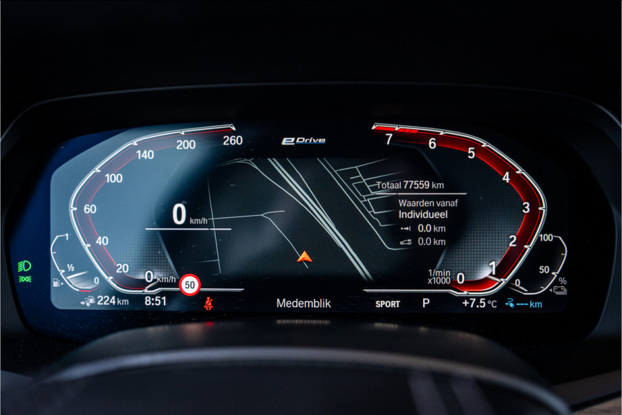 BMW X5 xDrive45e High Executive - Origineel NL | Elek. Trekhaak | Memory | Luchtvering | Stoelverwarming