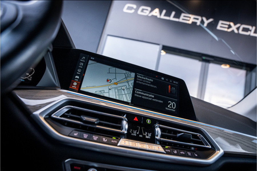 BMW X5 xDrive45e High Executive - Origineel NL | Elek. Trekhaak | Memory | Luchtvering | Stoelverwarming