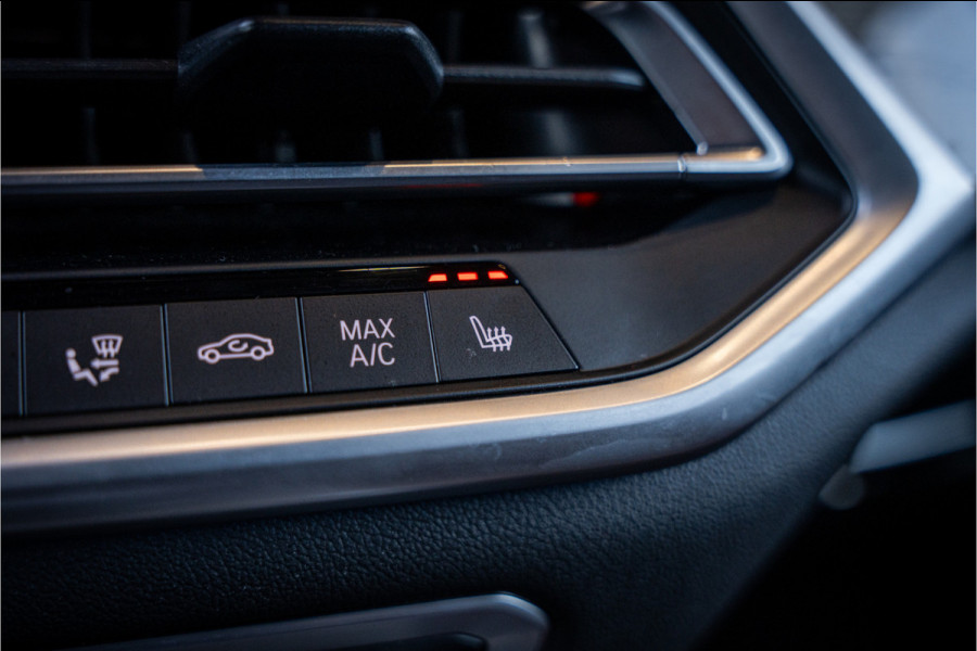 BMW X5 xDrive45e High Executive - Origineel NL | Elek. Trekhaak | Memory | Luchtvering | Stoelverwarming