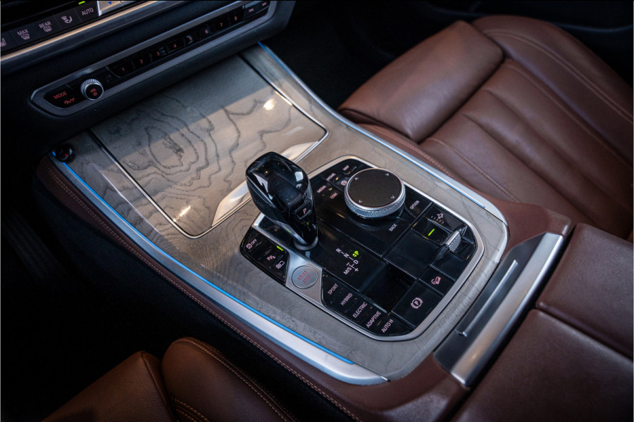 BMW X5 xDrive45e High Executive - Origineel NL | Elek. Trekhaak | Memory | Luchtvering | Stoelverwarming