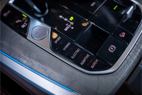 BMW X5 xDrive45e High Executive - Origineel NL | Elek. Trekhaak | Memory | Luchtvering | Stoelverwarming