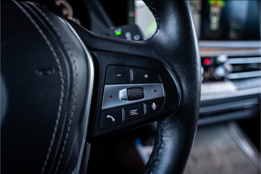 BMW X5 xDrive45e High Executive - Origineel NL | Elek. Trekhaak | Memory | Luchtvering | Stoelverwarming