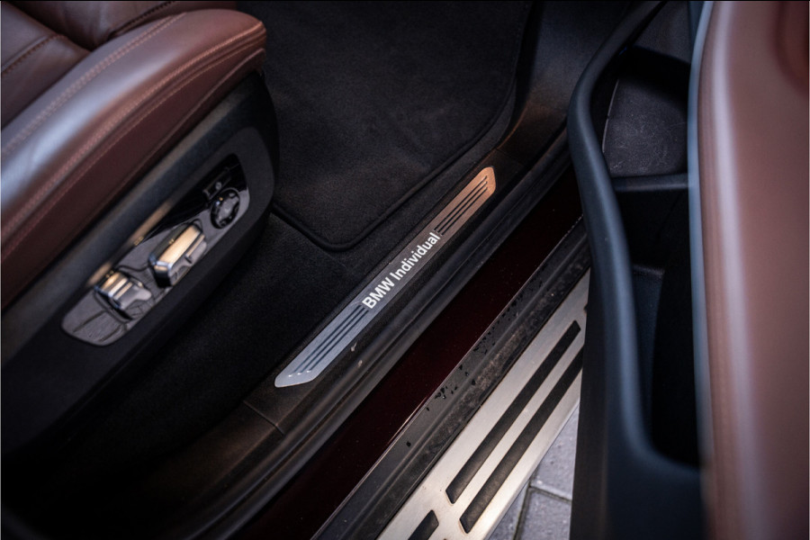 BMW X5 xDrive45e High Executive - Origineel NL | Elek. Trekhaak | Memory | Luchtvering | Stoelverwarming