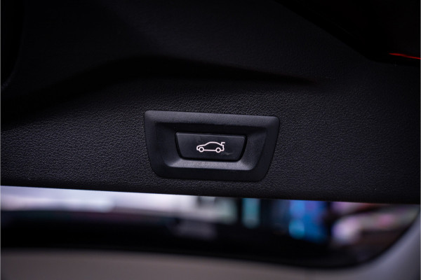 BMW X5 xDrive45e High Executive - Origineel NL | Elek. Trekhaak | Memory | Luchtvering | Stoelverwarming