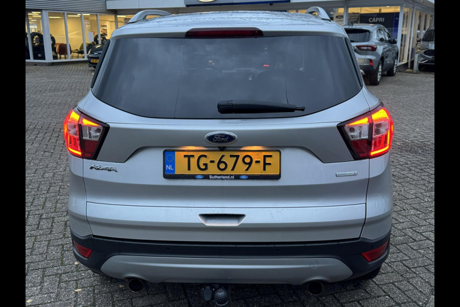 Ford Kuga 1.5 EcoBoost Titanium 150pk Trekhaak | Xenon Koplampen | Dodehoeksensoren | Achteruitrijcamera | Stoelverwarming