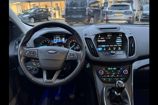 Ford Kuga 1.5 EcoBoost Titanium 150pk Trekhaak | Xenon Koplampen | Dodehoeksensoren | Achteruitrijcamera | Stoelverwarming