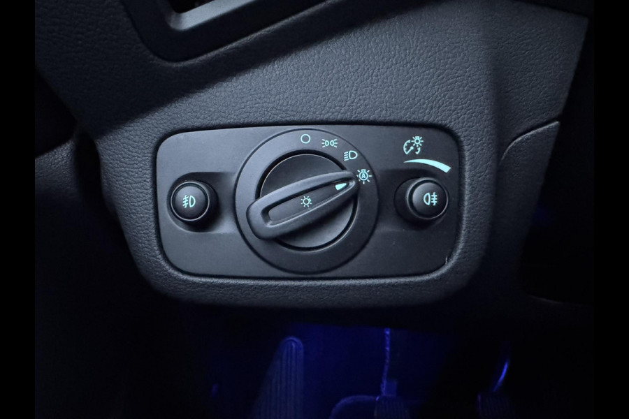 Ford Kuga 1.5 EcoBoost Titanium 150pk Trekhaak | Xenon Koplampen | Dodehoeksensoren | Achteruitrijcamera | Stoelverwarming