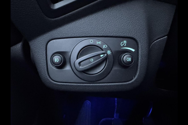 Ford Kuga 1.5 EcoBoost Titanium 150pk Trekhaak | Xenon Koplampen | Dodehoeksensoren | Achteruitrijcamera | Stoelverwarming