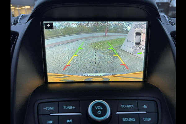 Ford Kuga 1.5 EcoBoost Titanium 150pk Trekhaak | Xenon Koplampen | Dodehoeksensoren | Achteruitrijcamera | Stoelverwarming
