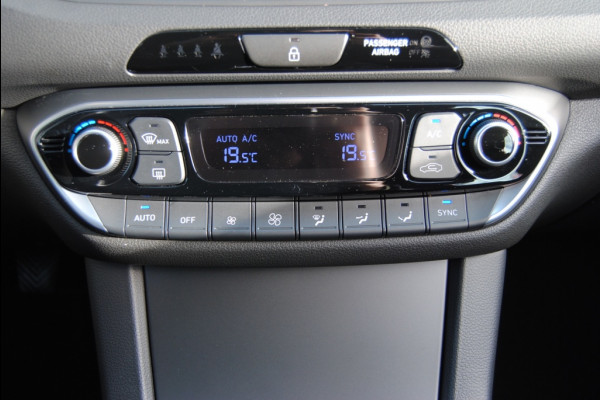 Hyundai i30 1.0 T-GDi MHEV Comf.|| Apple Carplay || Camera || Stoelverwarmin